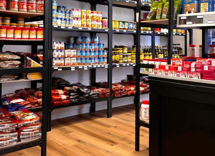 Explorez notre sélection de produits fins libanais authentiques.